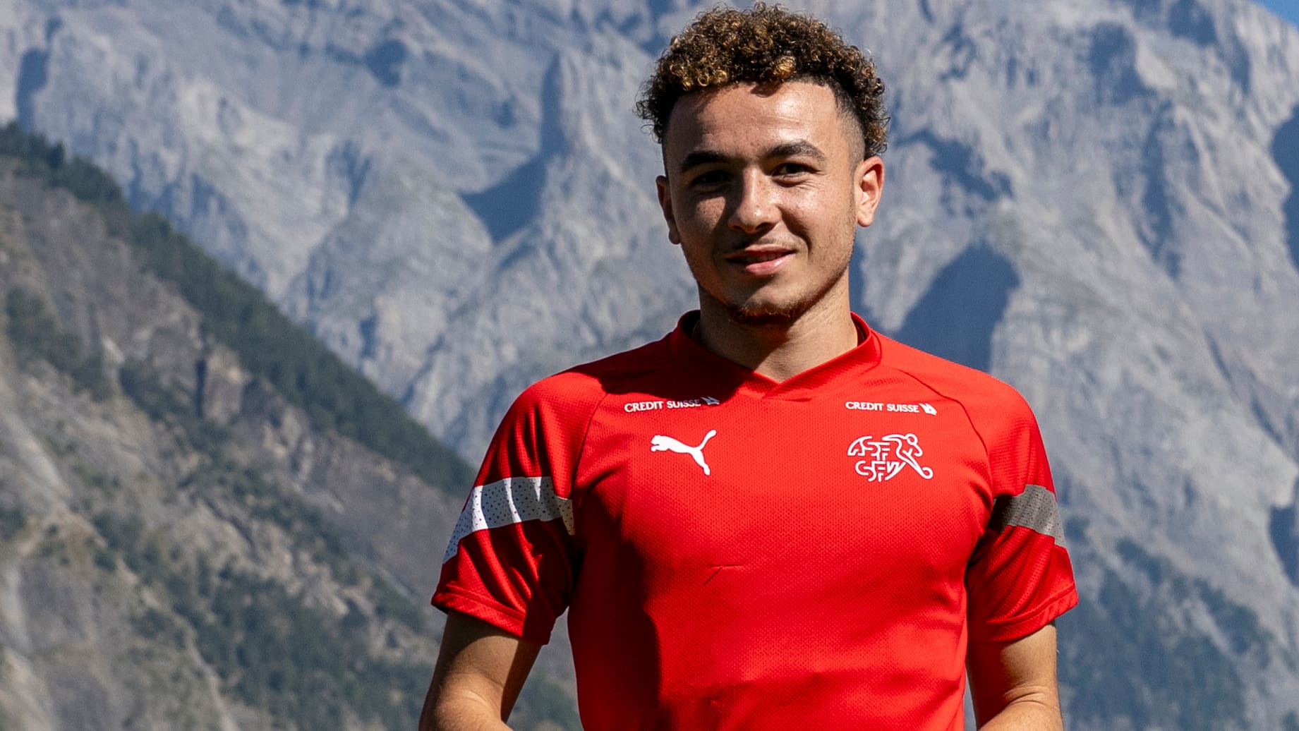 Vor Abreise in den Kosovo Golfplausch für NatiStars Blick