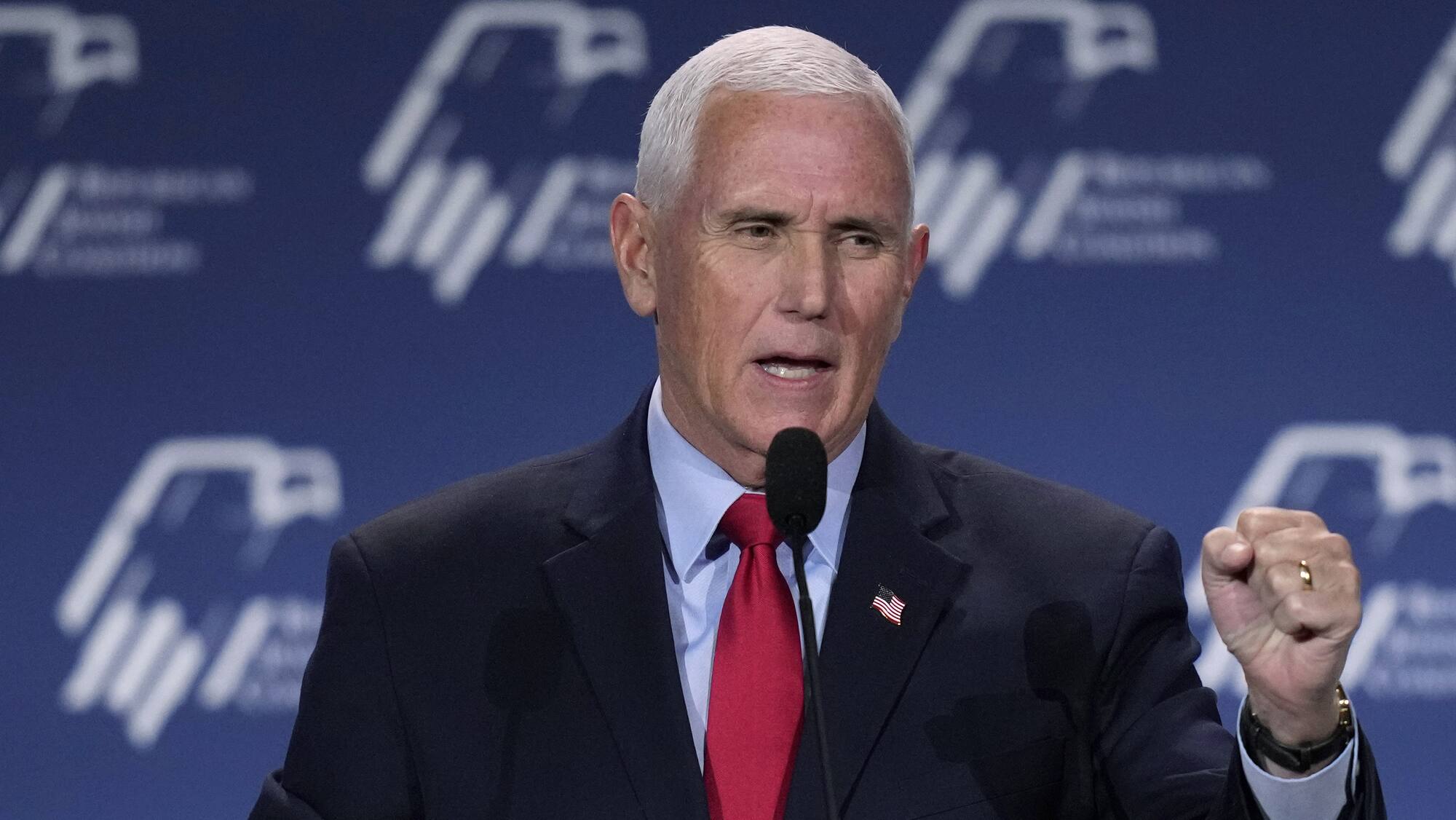 ExVize Mike Pence steigt aus dem Rennen um USPräsidentschaft aus Blick