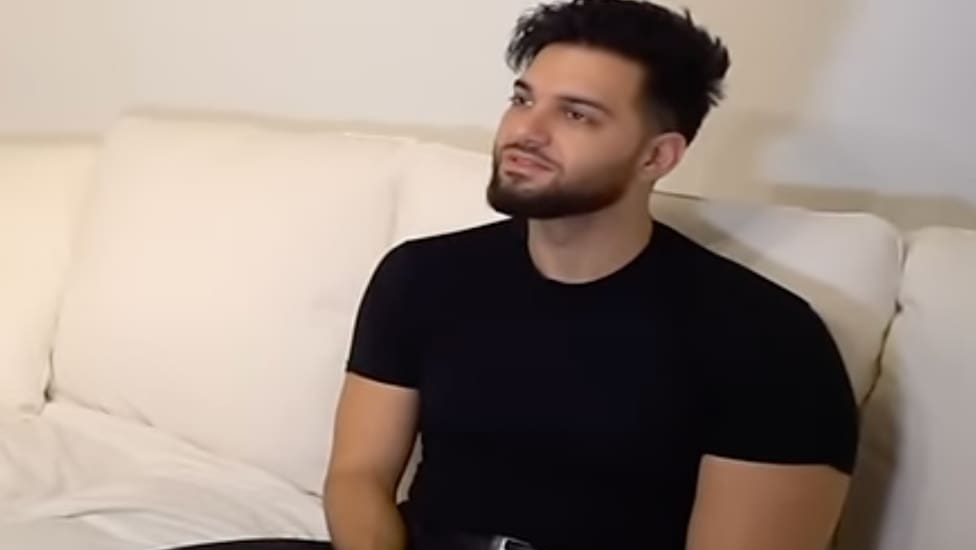 Youtuber ApoRed ist doch nicht Pleite - Blick