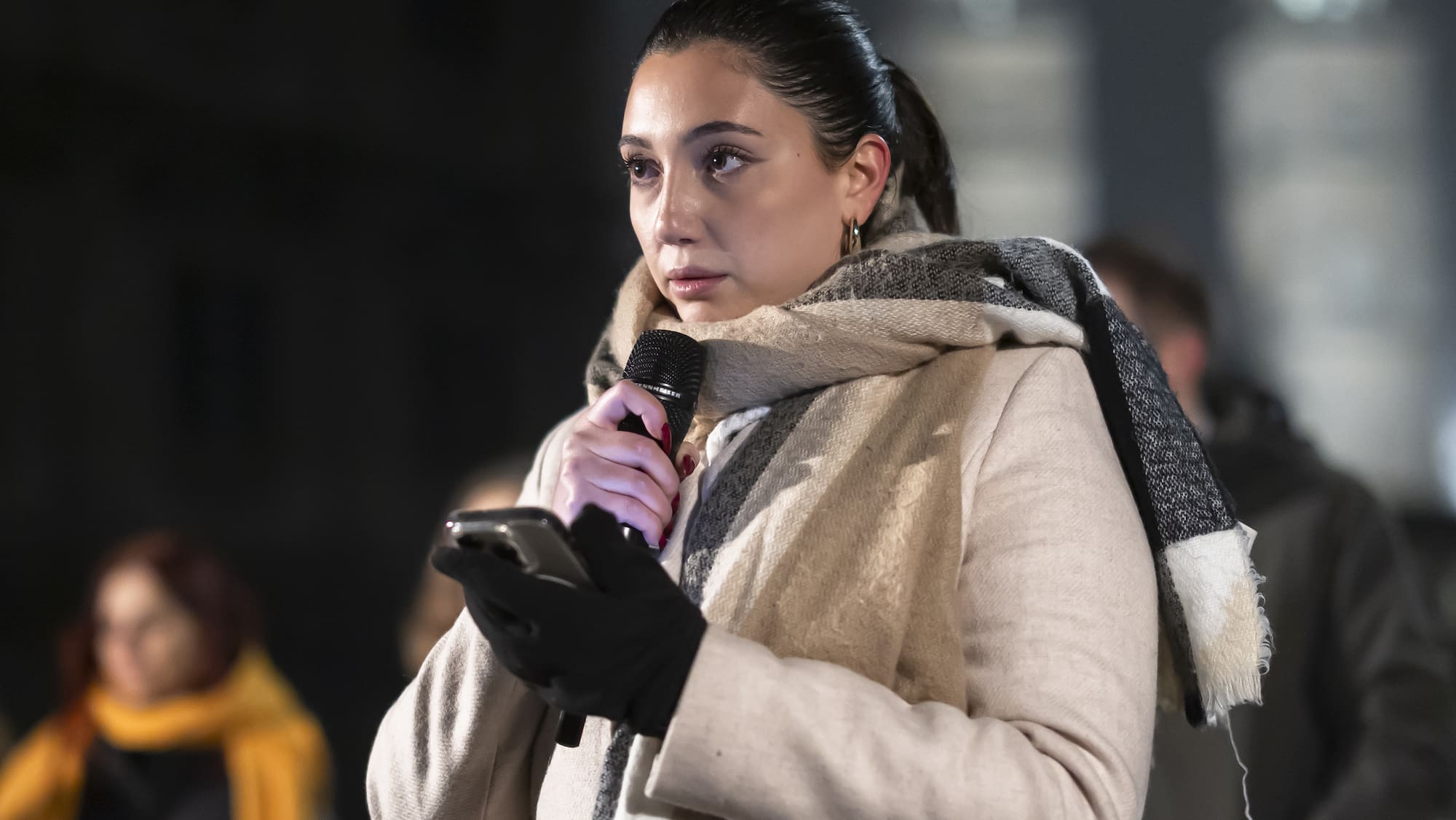 Überlebende Yuval Raphael erzählt vom Hamas-Angriff am Horror-Festival