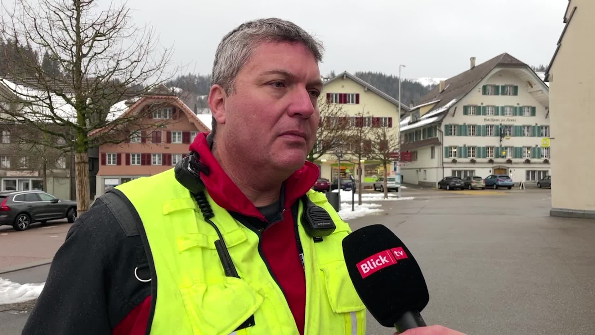 Kevin Rickenbach Escholzmatt LU: Feuerwehrkommandant zum Einsatz - Blick