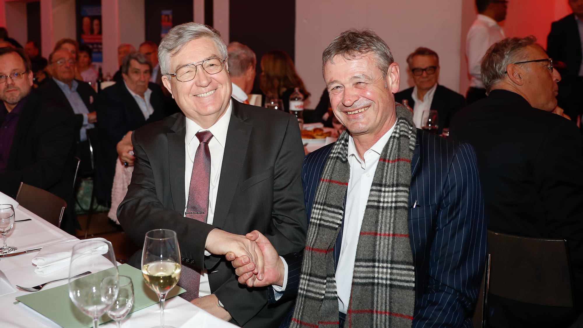 Jean-Daniel Ruch und russischer Botschafter diskutieren über Ukraine-Krieg