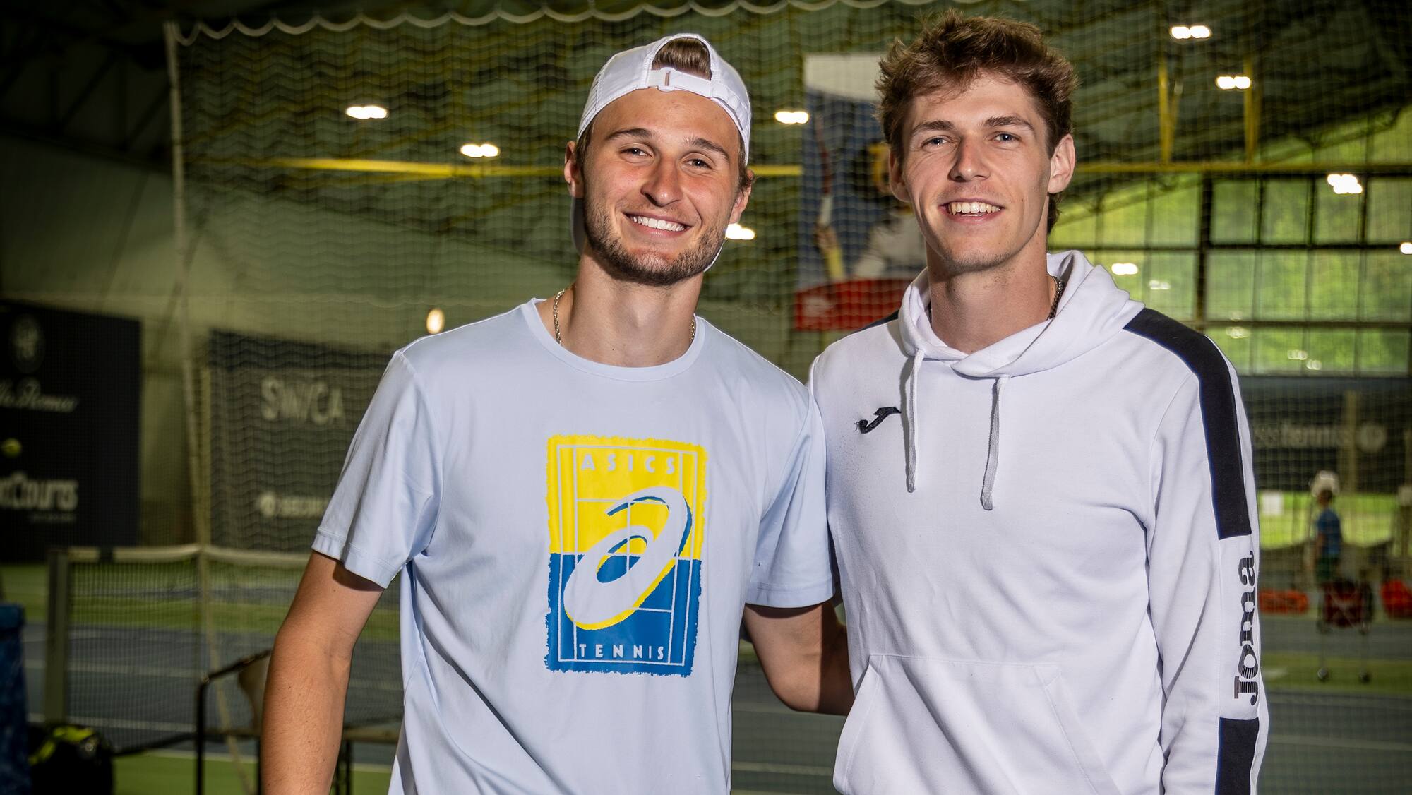 Leandro Riedi Tennis-Hoffnung Leandro Riedi machte Kumpel Yannik Steinegger zum Coach