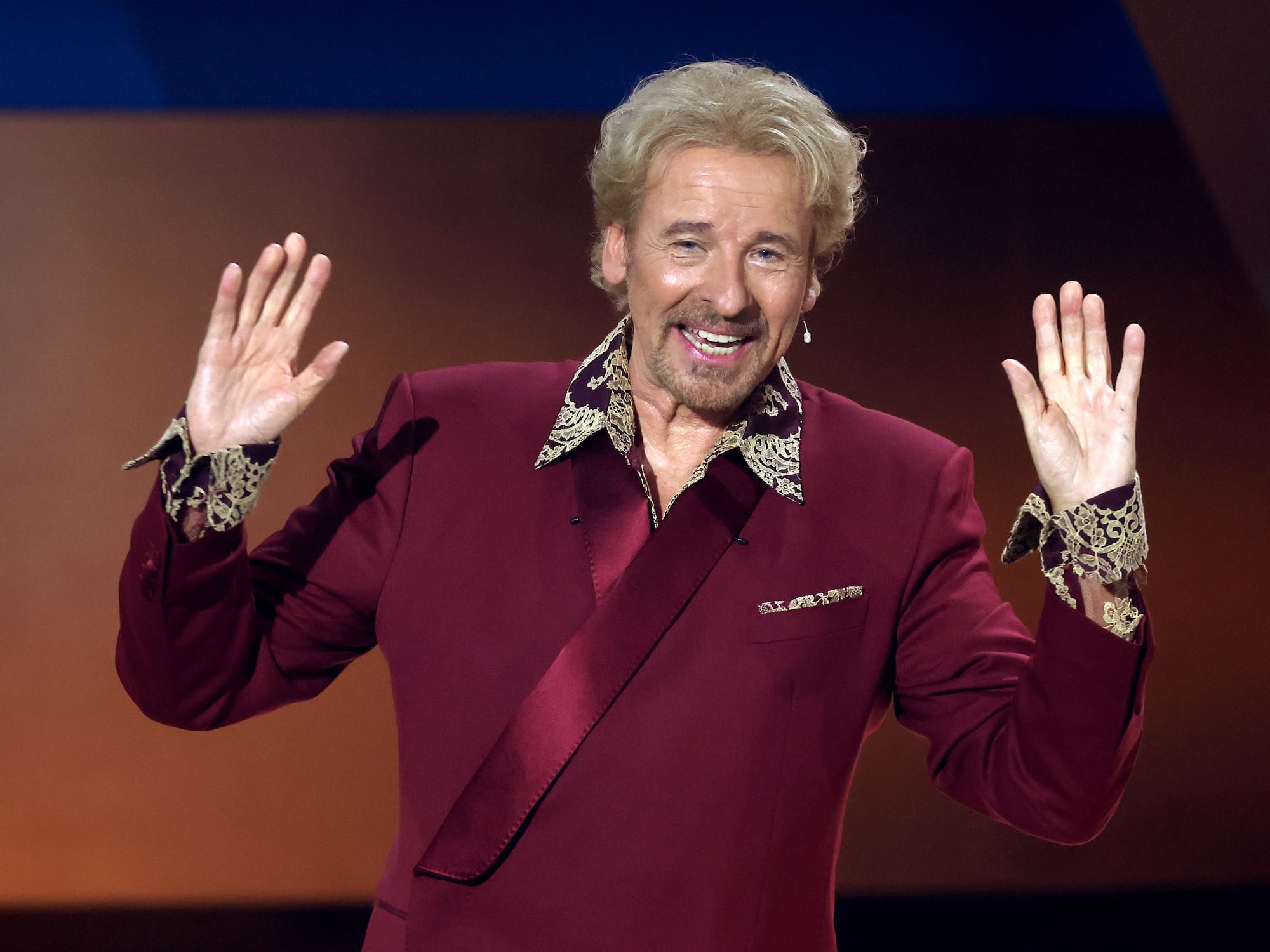 Thomas Gottschalk rechtfertigt Körperkontakt bei «Wetten, dass..?» - Blick