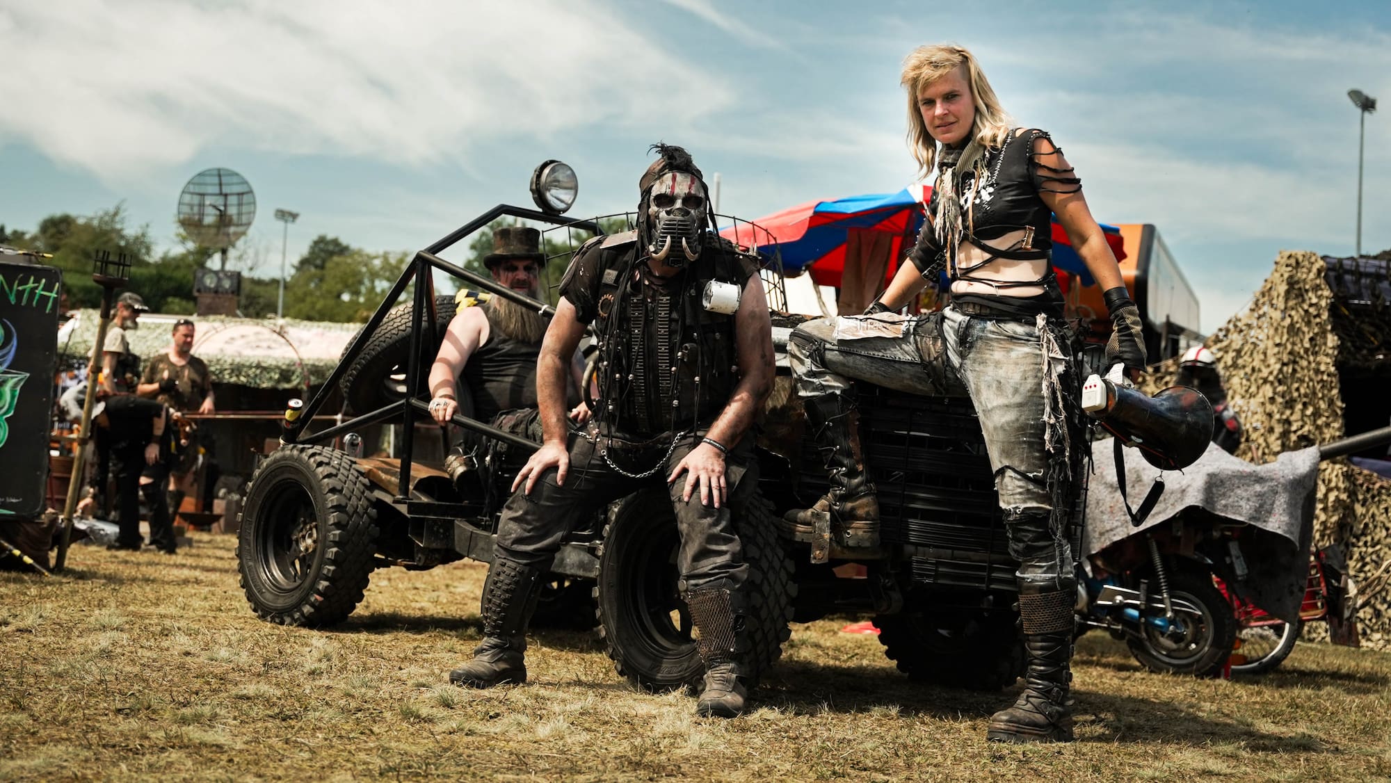 sichtbar – Mad Max Faszination Endzeit im Skullripper Tribe - Blick