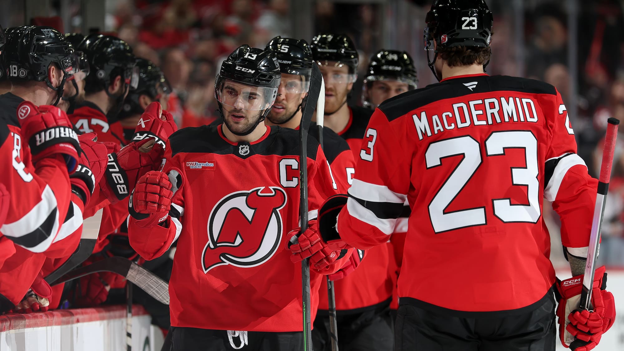 NHL: Devils Patzer gegen Meister Florida - Hischier bleibt mit 20. Saisontor Solo-Star