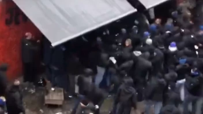 HSV-Hooligans Attack: Köln-Fans Opfer vor Zweitliga-Spiel