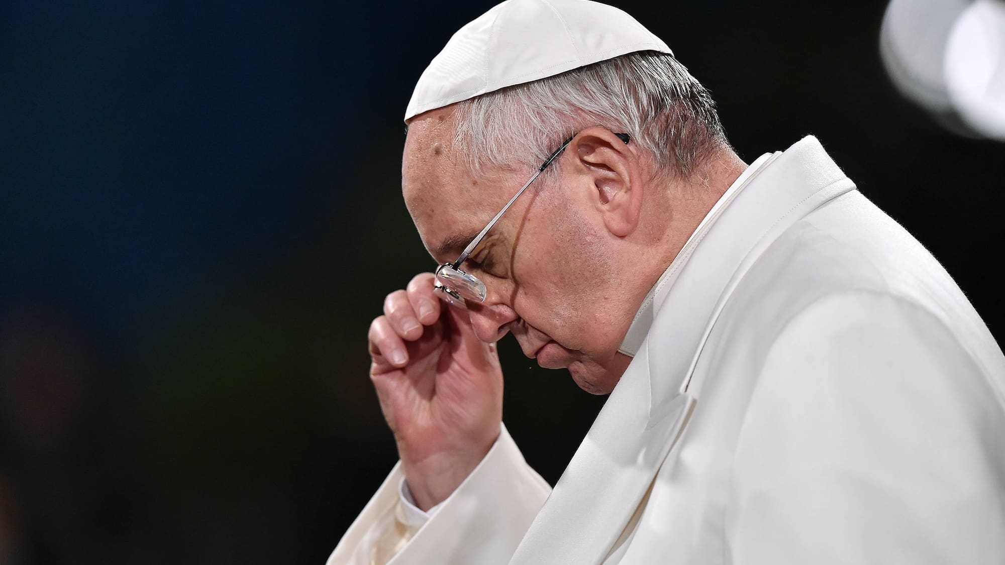 Papst Franziskus: Leichte Besserung bei Lungenentzündung