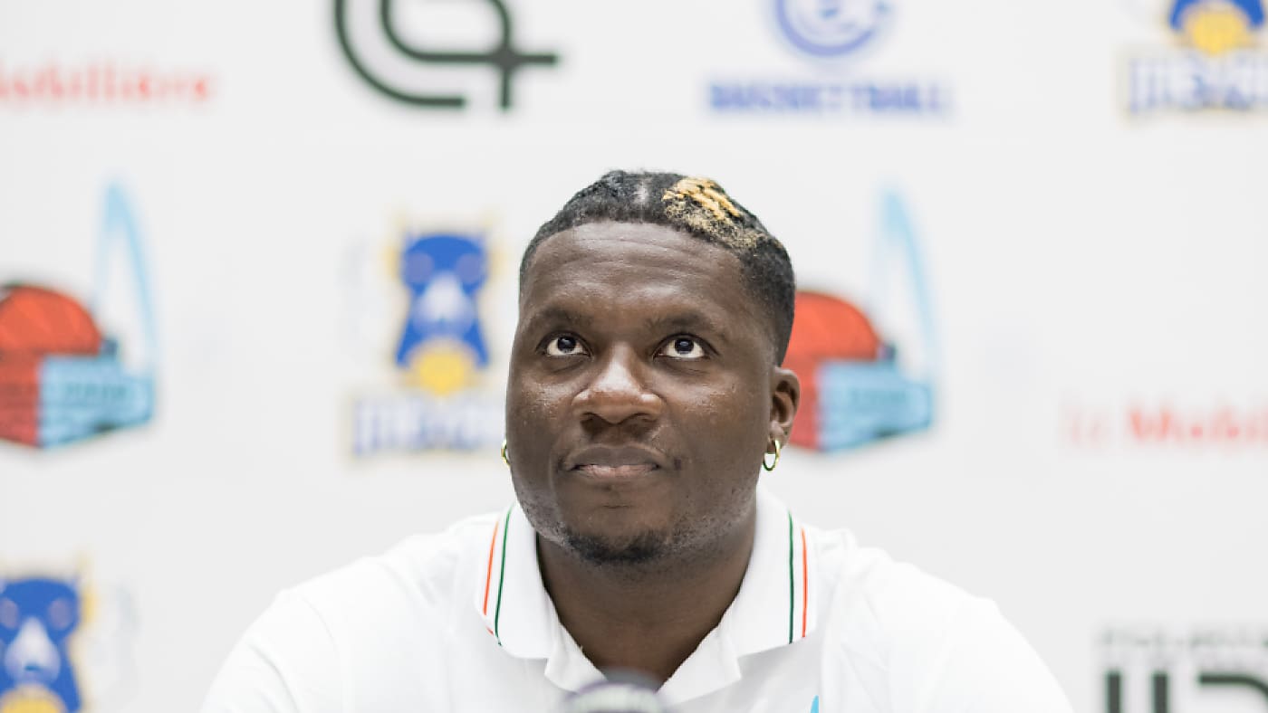 NBA: Clint Capela fällt mit Handverletzung aus - Hawks feiern Sieg