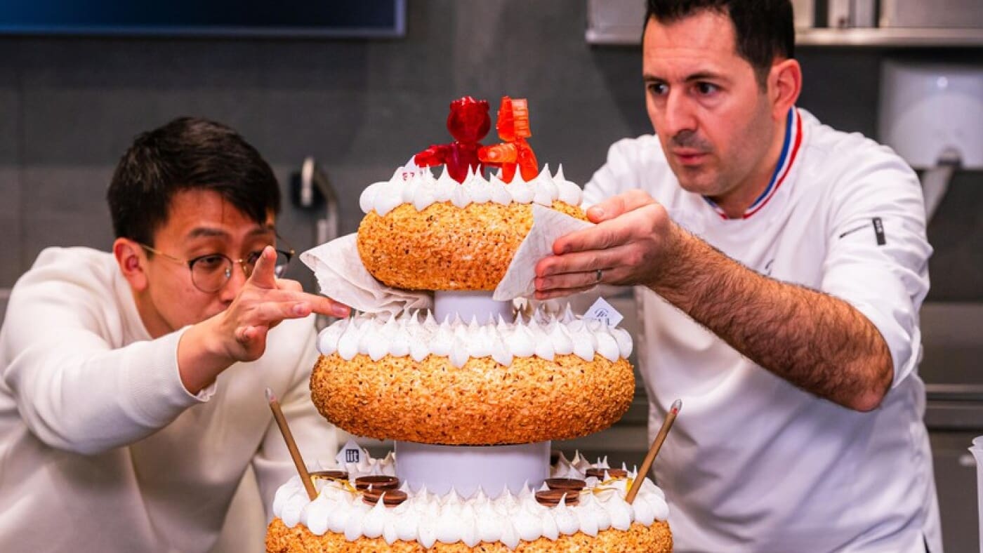 Essbare Roboter-Torte: Forscher präsentieren revolutionäre Hochzeitstorte