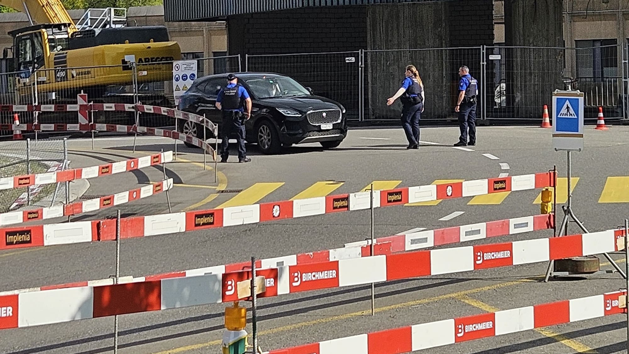 Schüsse auf Skoda in Brugg AG – Schweizer und Kosovare verhaftet