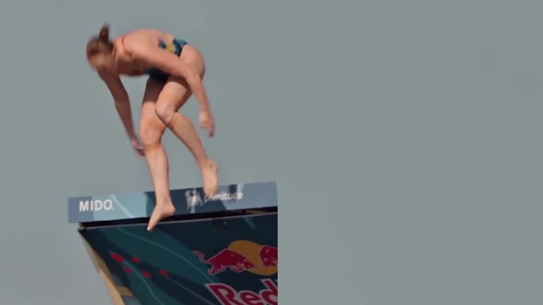 Schock am Felsvorsprung: Klippenspringerin Molly Carlson nur knapp dem Desaster entgangen!