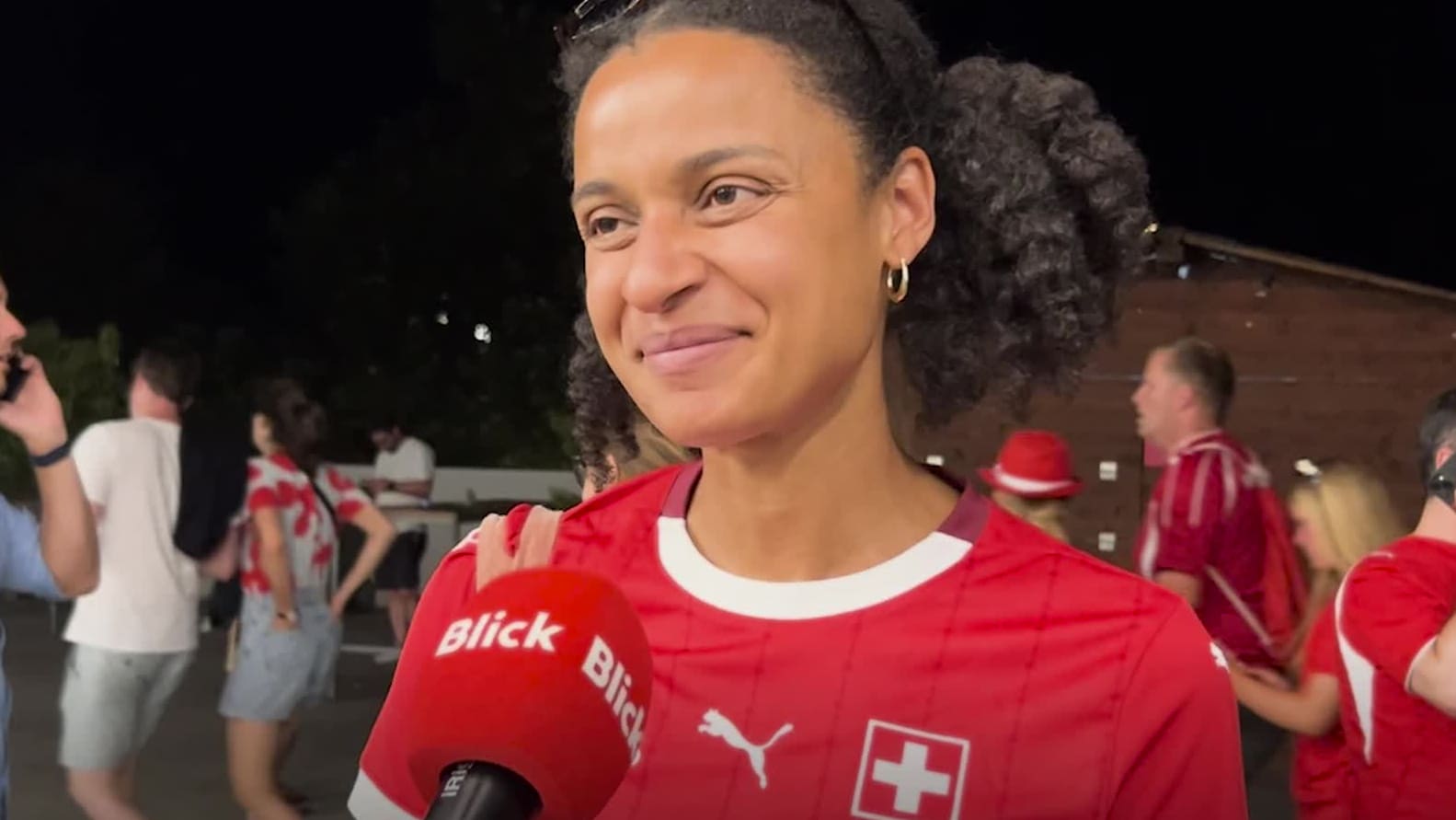 EM 2025: Sarah Akanji analysiert den Schweizer EM-Auftakt – Einblick in die Nati-Strategie