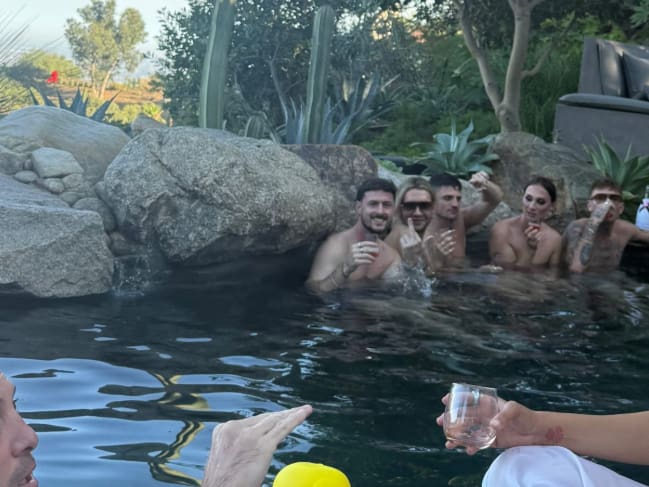 Bill Kaulitz zeigt seinen neuen Pool