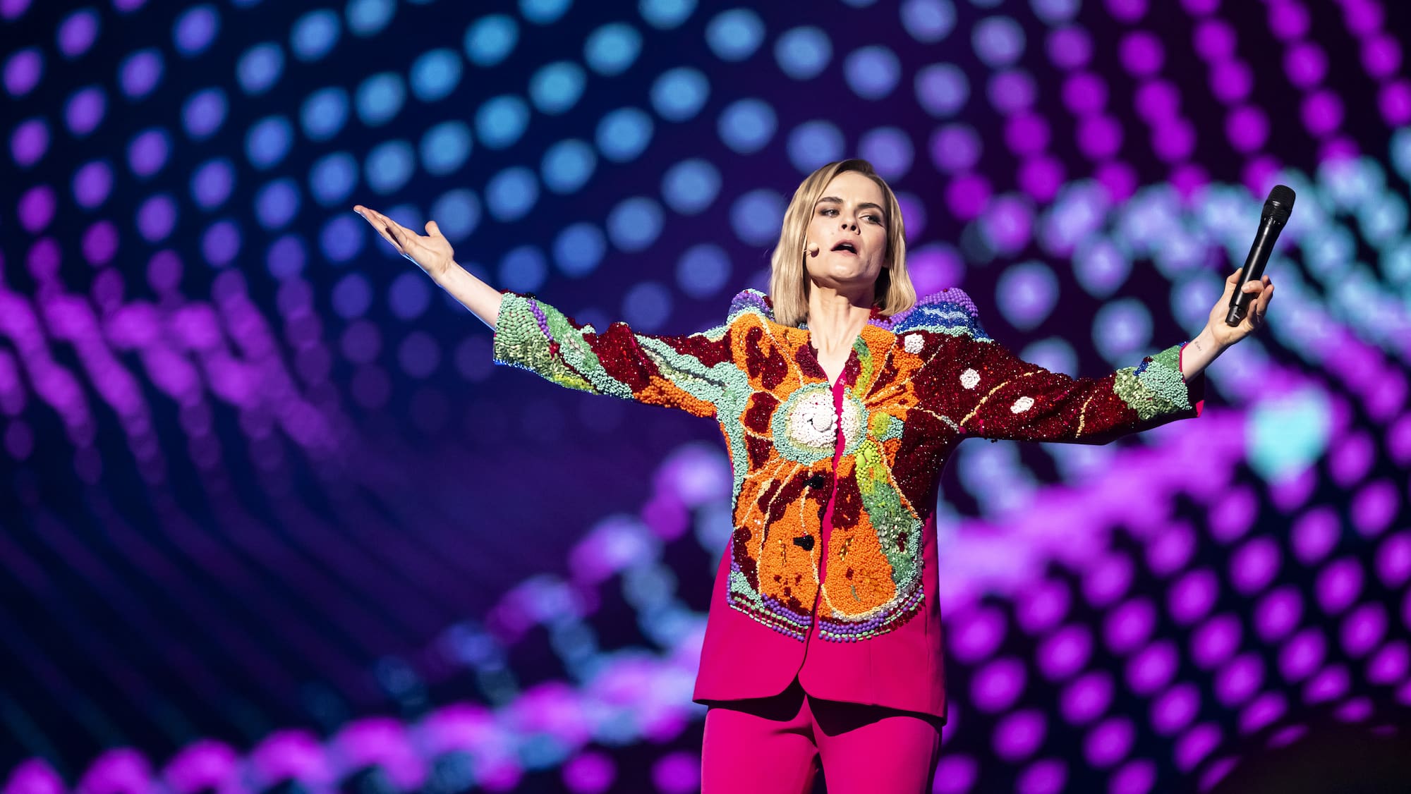 Hazel Brugger Gewinnt Comedypreis F r ESC Moderation Blick hazel-brugger-gewinnt-comedypreis-f-r-esc-moderation-blick