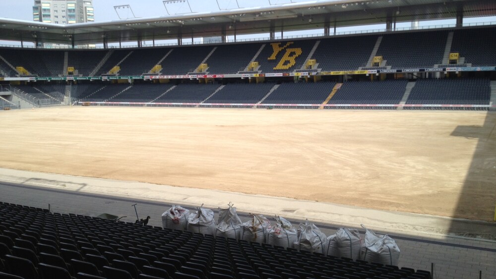 Sand statt Rasen in Bern: Und hier soll am Samstag gekickt werden!