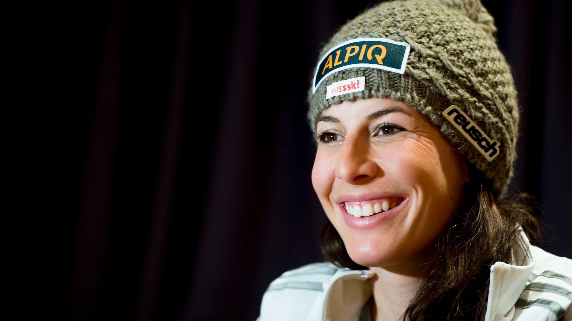 Geheimnis endlich gelüftet Dominique Gisin liebt einen Arzt Blick