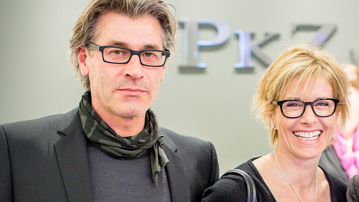 Get Frisch Verliebt Tatort Star Sabina Schneebeli Sieht Rosa Blick Free HD Wallpaper Frisch Verliebt Tatort Star Sabina Schneebeli Sieht Rosa Blick For Android Free