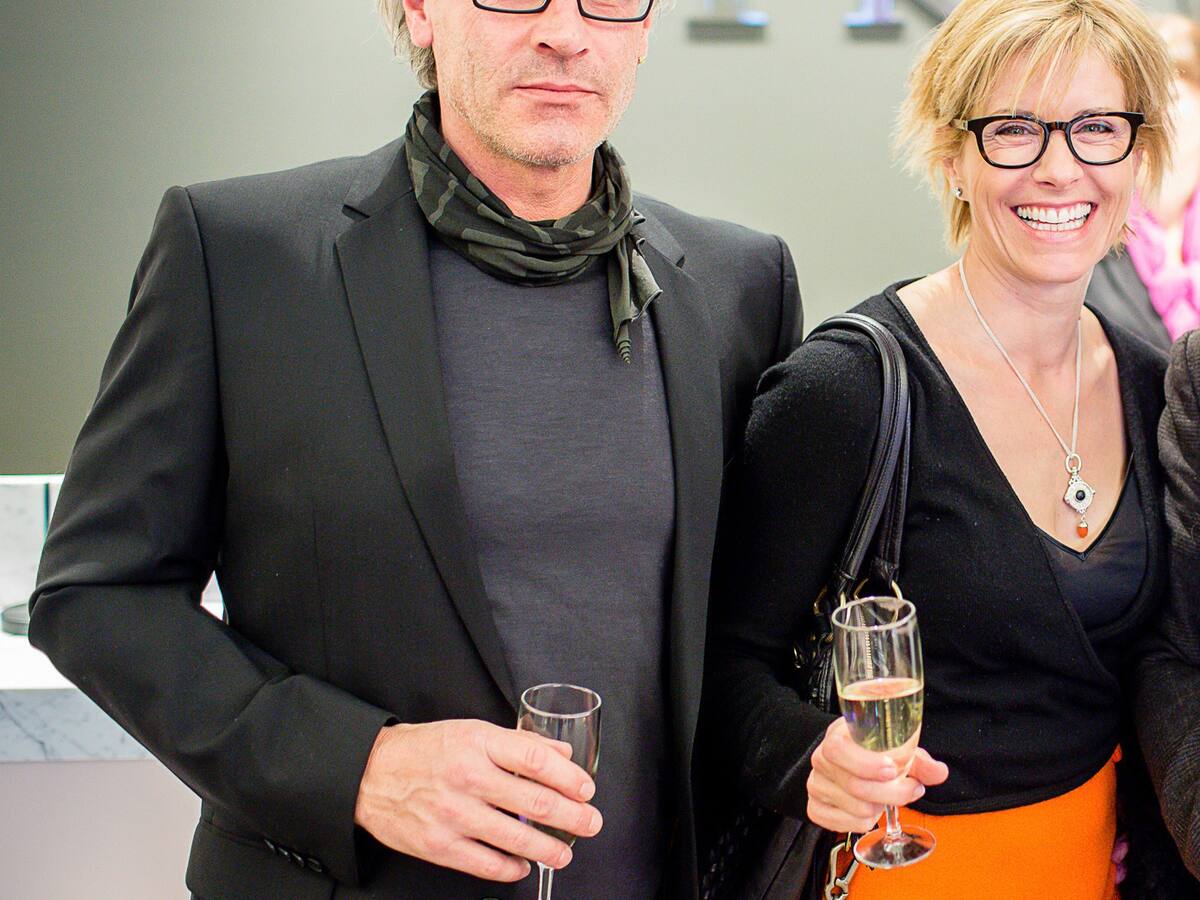 Download Frisch Verliebt Tatort Star Sabina Schneebeli Sieht Rosa Blick For iPhone Wallpaper Frisch Verliebt Tatort Star Sabina Schneebeli Sieht Rosa Blick Desktop Wallpaper Free