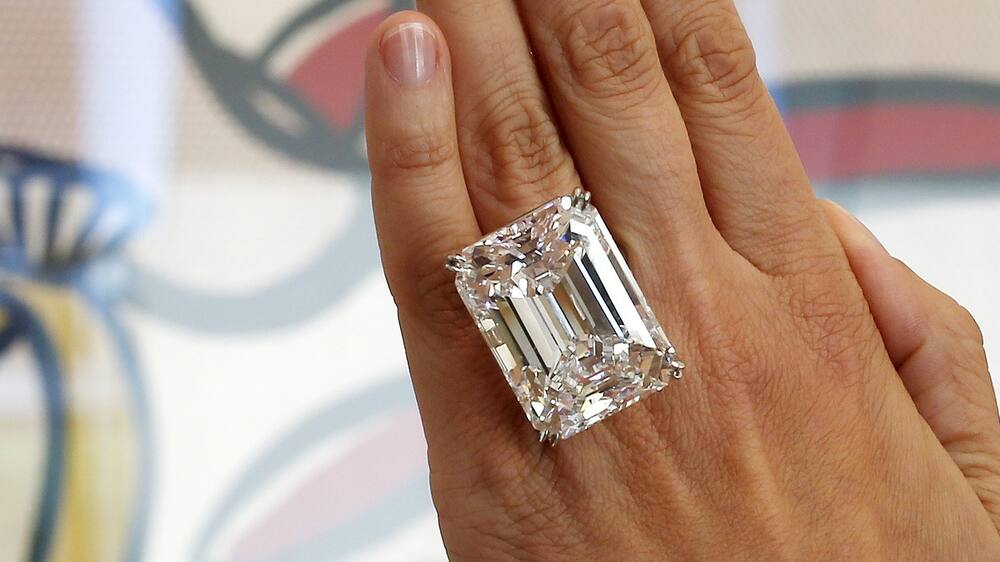 RekordVersteigerung Dieser Diamant kostet mehr als 22 Millionen Dollar RekordVersteigerung Dieser Diamant kostet mehr als 22 Millionen Dollar