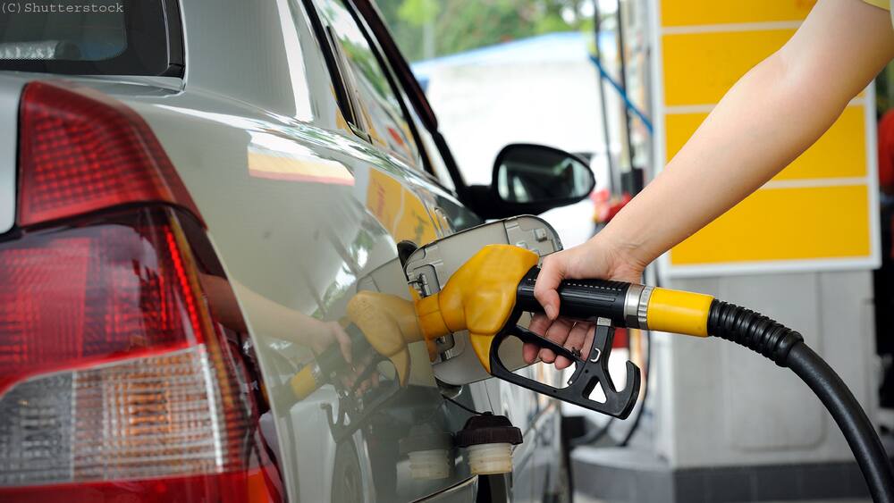 Benzin bleibt billig!: Ölpreis bricht nach Opec-Entscheidung ein - Blick