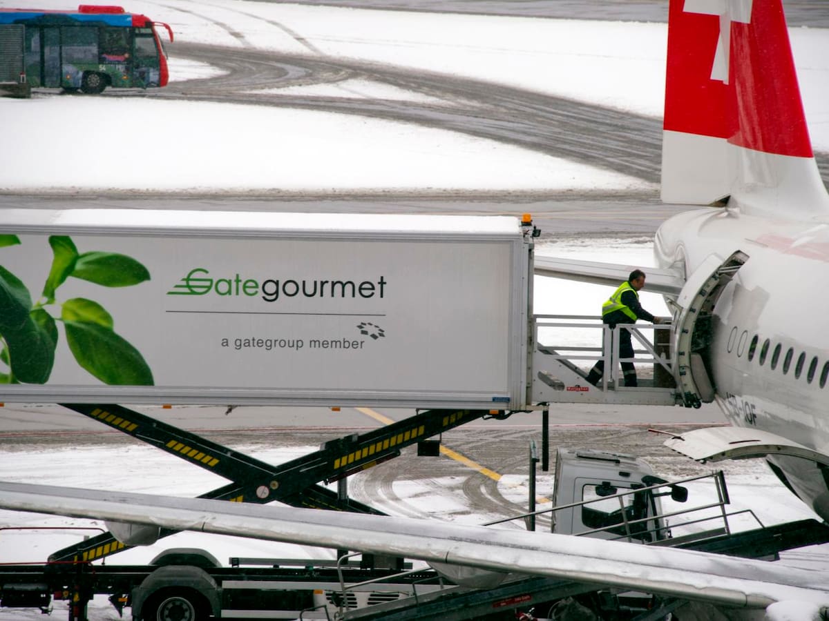 gate gourmet airline catering at john triche blog... √1000以上 gate gourmet truck 388803-Gate gourmet box truck