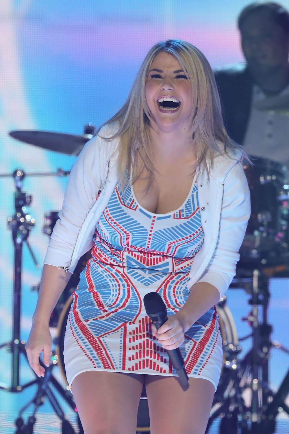 Schlagerstar Beatrice Egli Das ist aber ein knappes Jäckchen! Blick Schlagerstar Beatrice Egli Das ist aber ein knappes Jäckchen! Blick