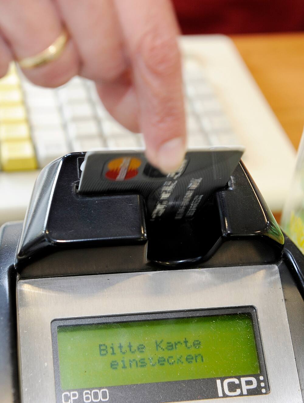 In welcher Währung mit Kreditkarten im Ausland zahlen?: Nie in In welcher Währung mit Kreditkarten im Ausland zahlen?: Nie in