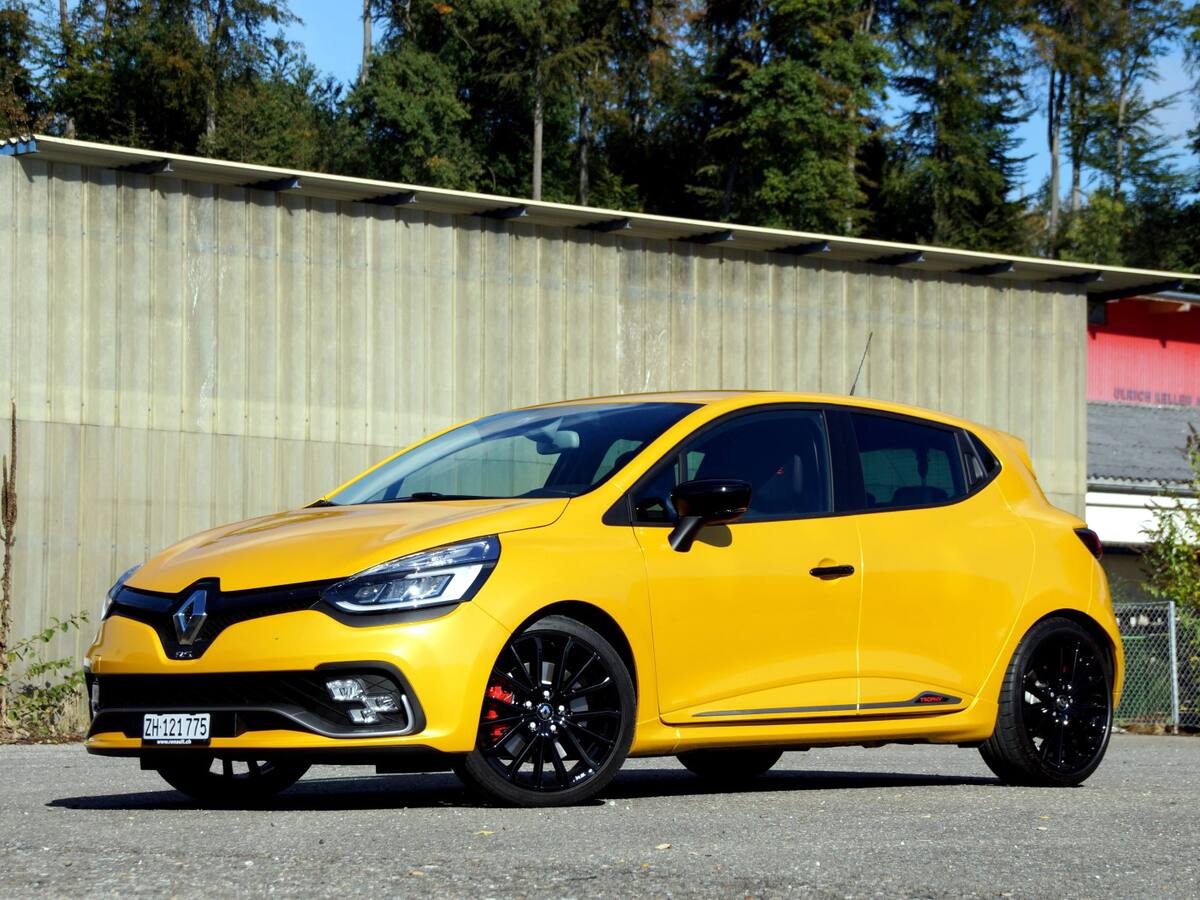 Renault Clio Rs 2 Trophy Das Muss Man Uber Das Auto Wissen Blick