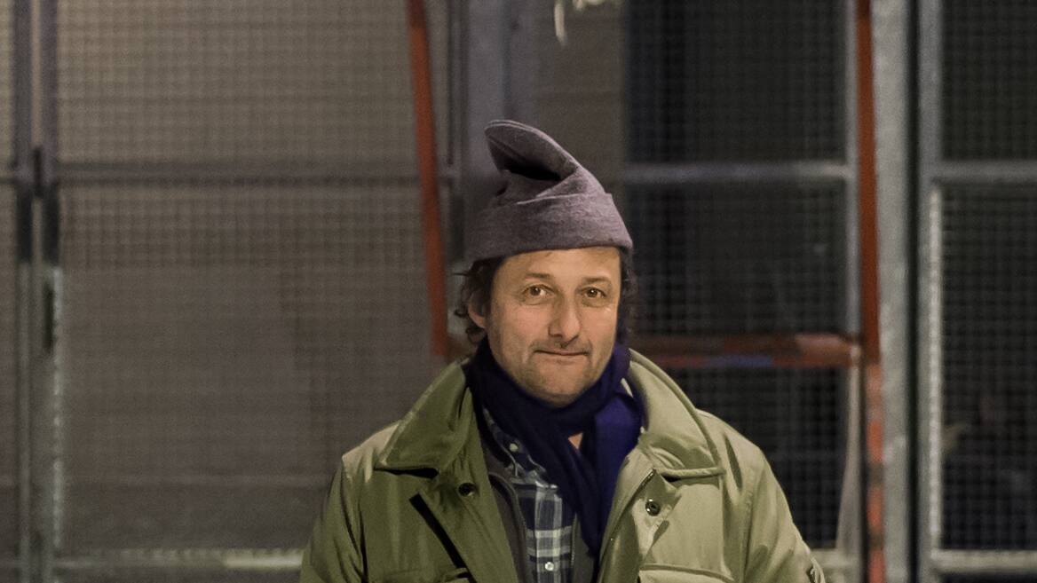 In Como retten ein Priester und sein Team Flüchtlinge vor der Kälte