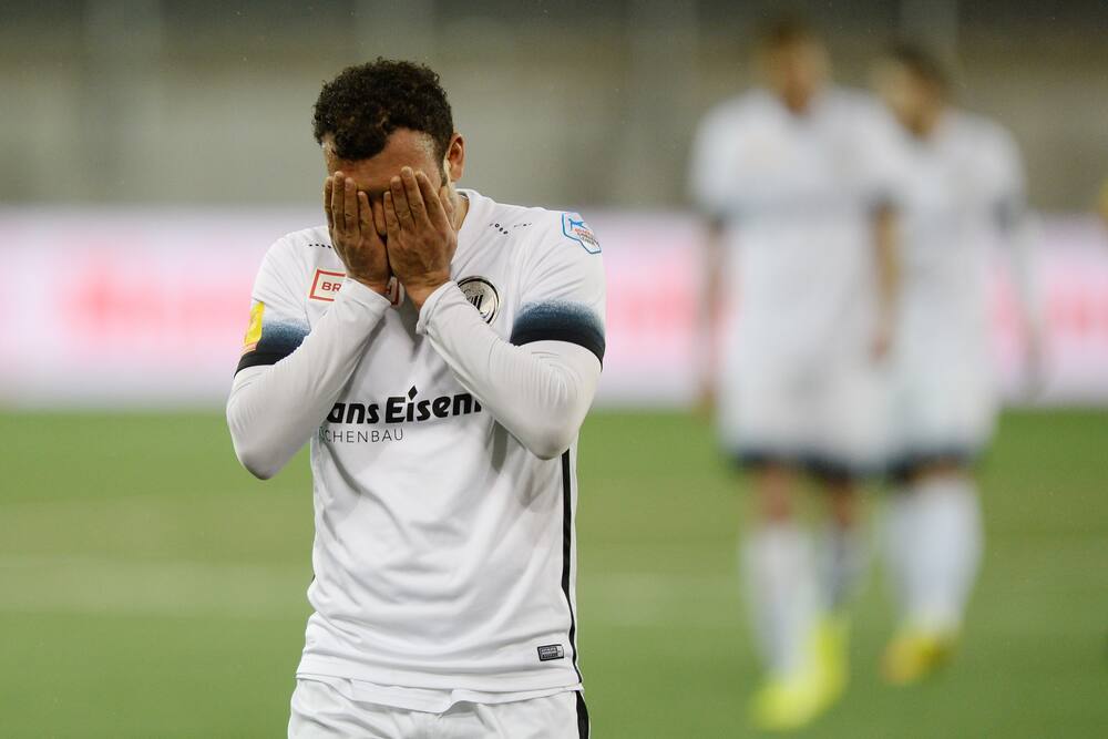 Augen zu! Johan Vonlanthen bei der 0:3-Pleite in Schaffhausen. Vielleicht war es das letzte Spiel des FC Wil?
