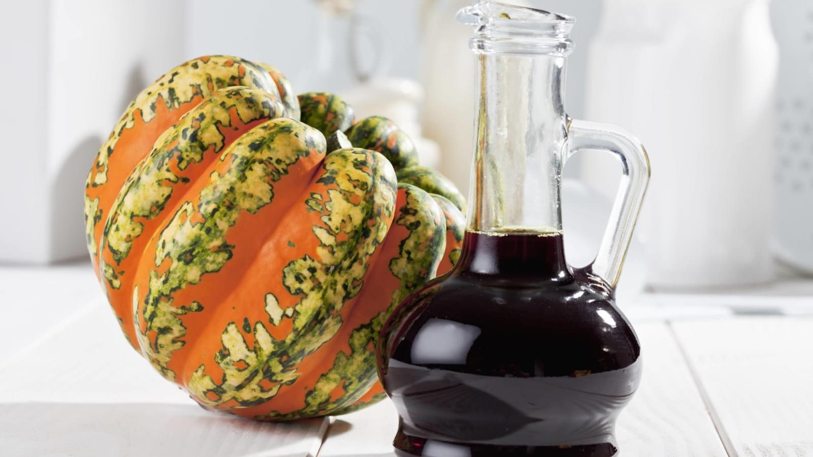 Kürbiskernöl – Wirkung, Anwendung und Rezeptideen - Blick