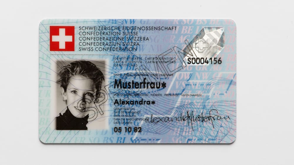 Die Schweiz Hat Ab 2021 Eine Neue ID Blick die-schweiz-hat-ab-2021-eine-neue-id-blick