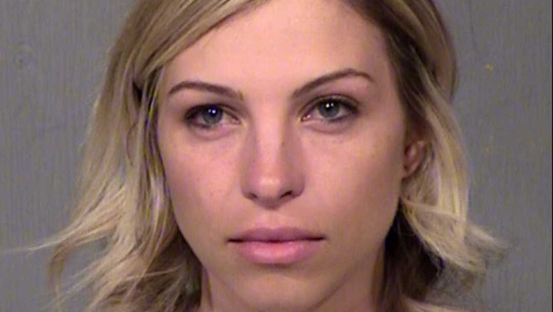 SexLehrerin wurde dank einer ÜberwachungsApp überführt Blick