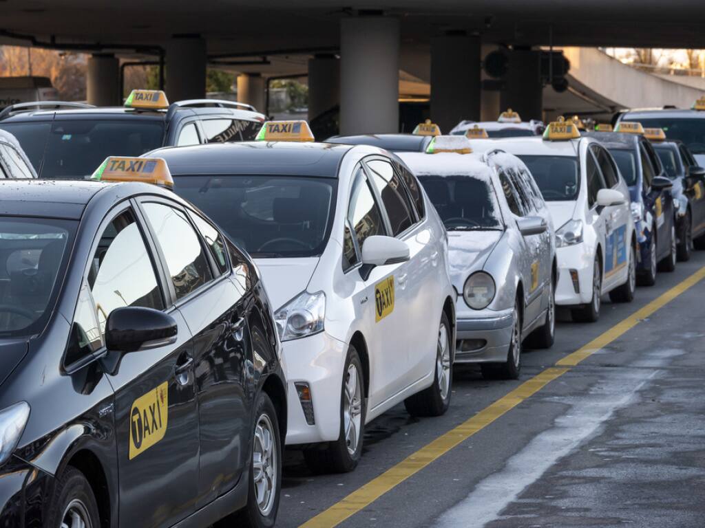 Genfer Taxifahrer Protestieren Gegen Auslandische Konkurrenz Blick