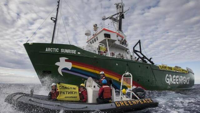 Umweltschutz: Greenpeace will trotz Verbot gegen Ölbohrung ...