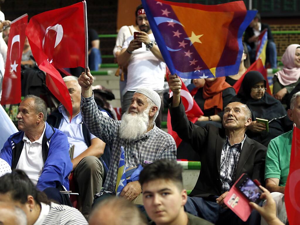 Mann Blamiert Frau Auf Hochzeit Youtube